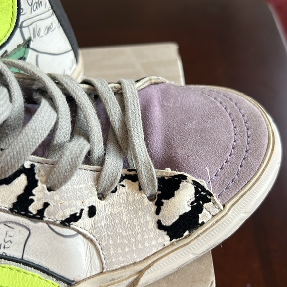 Golden Goose slides size 7 (37) one of a kind! Custom slides!! 💜💜🩷🩷 - Picture 4 of 9